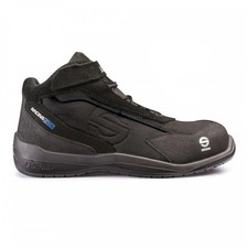 NR 39  Scarpe