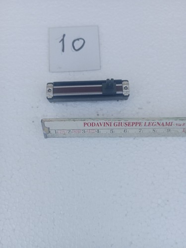 Potenziometro slider 250 ohm - 250,