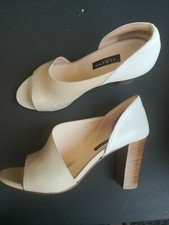 Scarpe donna tipo decolte' marca ALBANO  bianche e beige aperte tacco 8