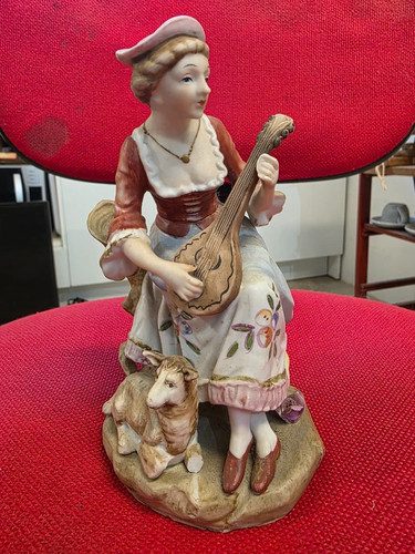 Statuina vintage porcellana - ,