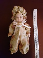 VINTAGE BAMBOLA IN PORCELLANA