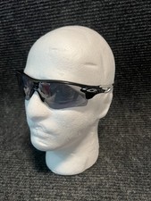 Occhiali da sole Oakley Radarlock Path nero argento OO9181-42 131 