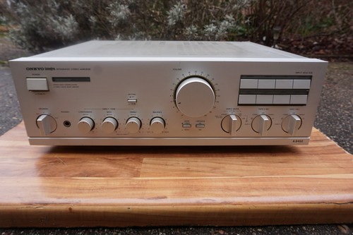 Amplificatore integrato grande