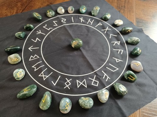 Set pietre runiche - , agate