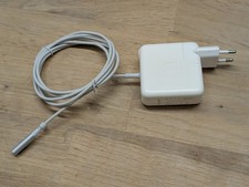 Alimentatore adattatore