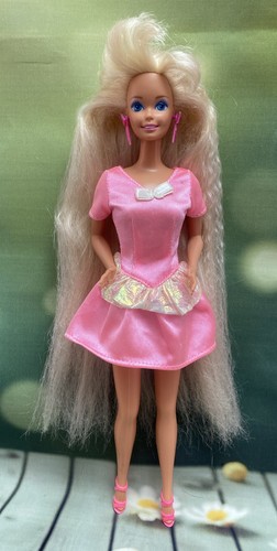 Barbie bionda completamente