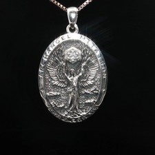 Collana con ciondolo Arcangelo