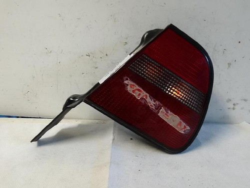 82468761 faro posteriore