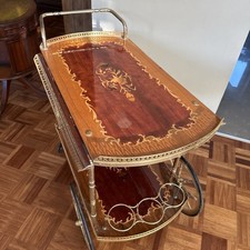 Antico Carrello di Servizio