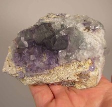 Grappolo di cristalli cubo di