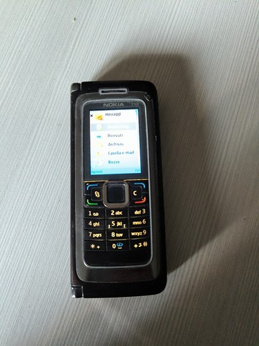 Nokia e90 communicator per - nokia,