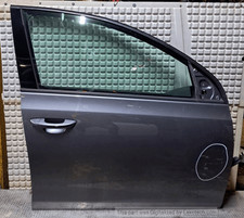 5K4831056H Porta ant. DX