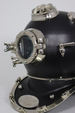 Casco da immersione fatto a