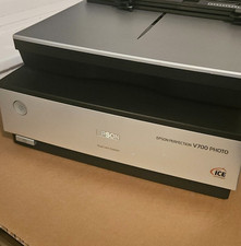 Epson Perfection V700 scanner