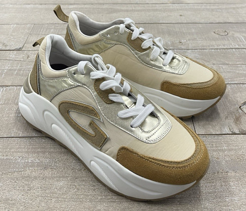 Sneakers basse con plateau
