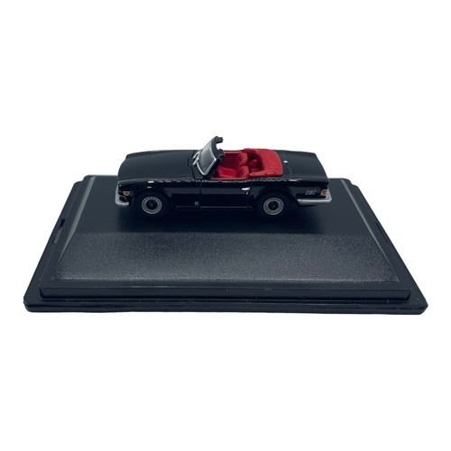 Triumph tr6 nera con - triumph, interni