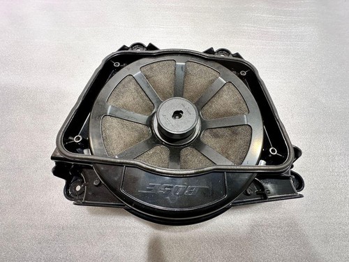 Audi 4e2 4e8 - d3, subwoofer