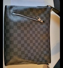 Louis Vuitton Damier Graphite