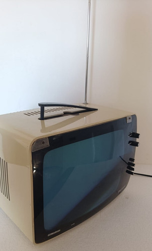 Televisore portatile - tv,