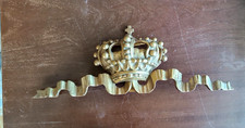 Antico fregio dorato in legno