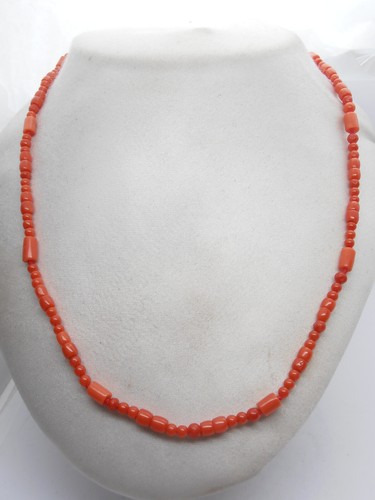 Collana corallo rosso - in,