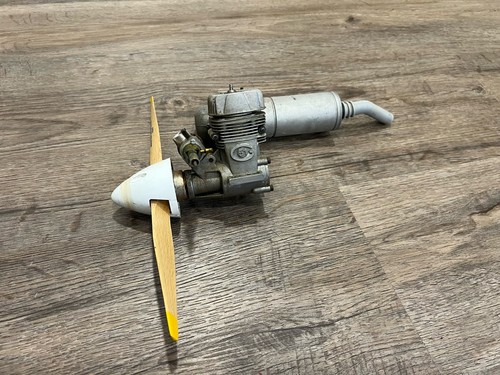 Motore aereo radiocomandato