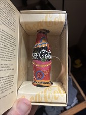 The Contour Collection Coca