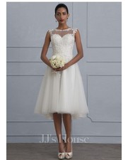 Abito da sposa A-line Illusion asimmetrico in tulle e pizzo con volant,...