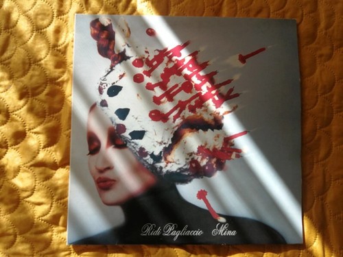 Mina ridi pagliaccio - ridi,