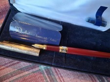 penna stilografica delta argento e lacca bordeaux