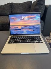 Apple MacBook Pro 13,3