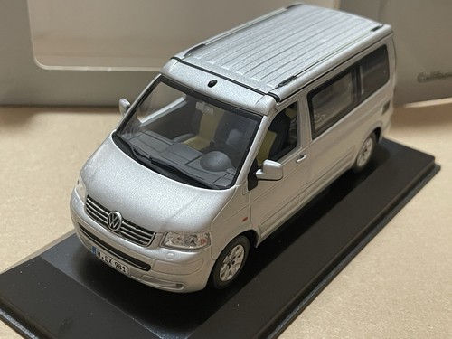 Minichamps vw t5 - 1:43,