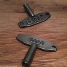 Clef 30B pour: Ruban Bleu