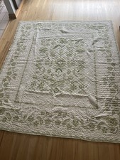 Trapunta vintage ricamata