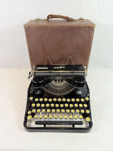 Antica macchina scrivere - a,
