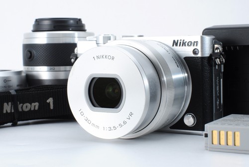 Nikon silver 20 8mp - 1, j5