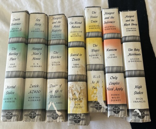 Detective book club - book, lot