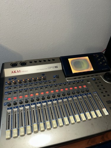 Akai dps16 apparecchiatura - akai,