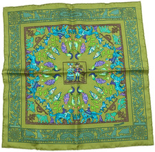 HERMES Petit Carre 42 cm PRIMA