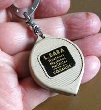 Ancien porte clé mètre L