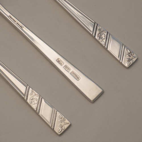 Silver rose design - silver,