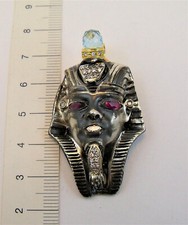 CIONDOLO FARAONE IN ARGENTO E ORO  DIAMANTI RUBINI ACQUAMARINA TUTANKAMON CHARM 