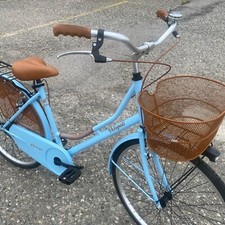Bicicletta 26″ DONNA PRESTIGE“Olanda” SENZA CAMBIO – Colore AZZURRA + CESTO