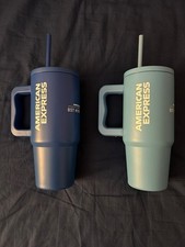 Due borraccia/tazza blu