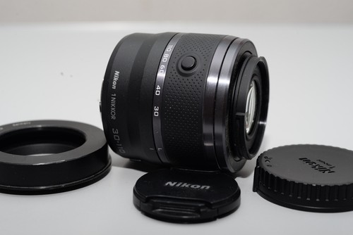 Nikon nikkor 110 - 1, mm