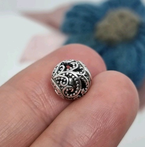 Charm pandora essenza - charm,
