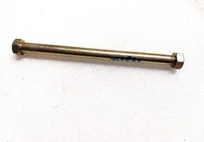 AXE DE ROUE ARRIERE OEM