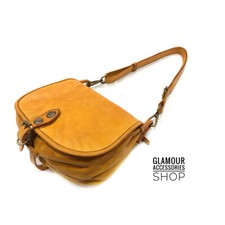 BORSA donne tracolla vere