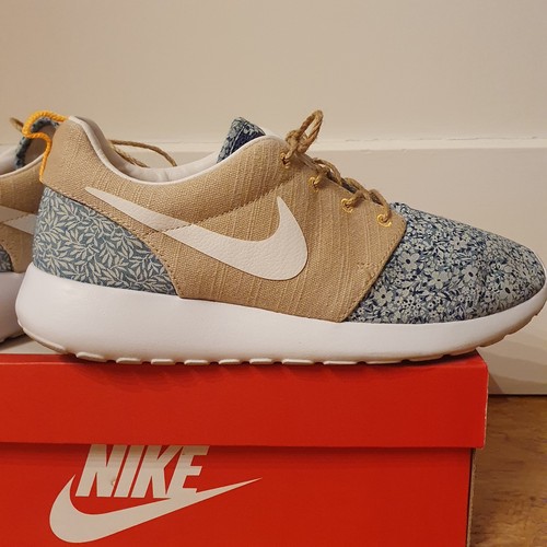 Nike roshe run liberty arts - liberty,