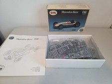 Modellino kit auto in metallo